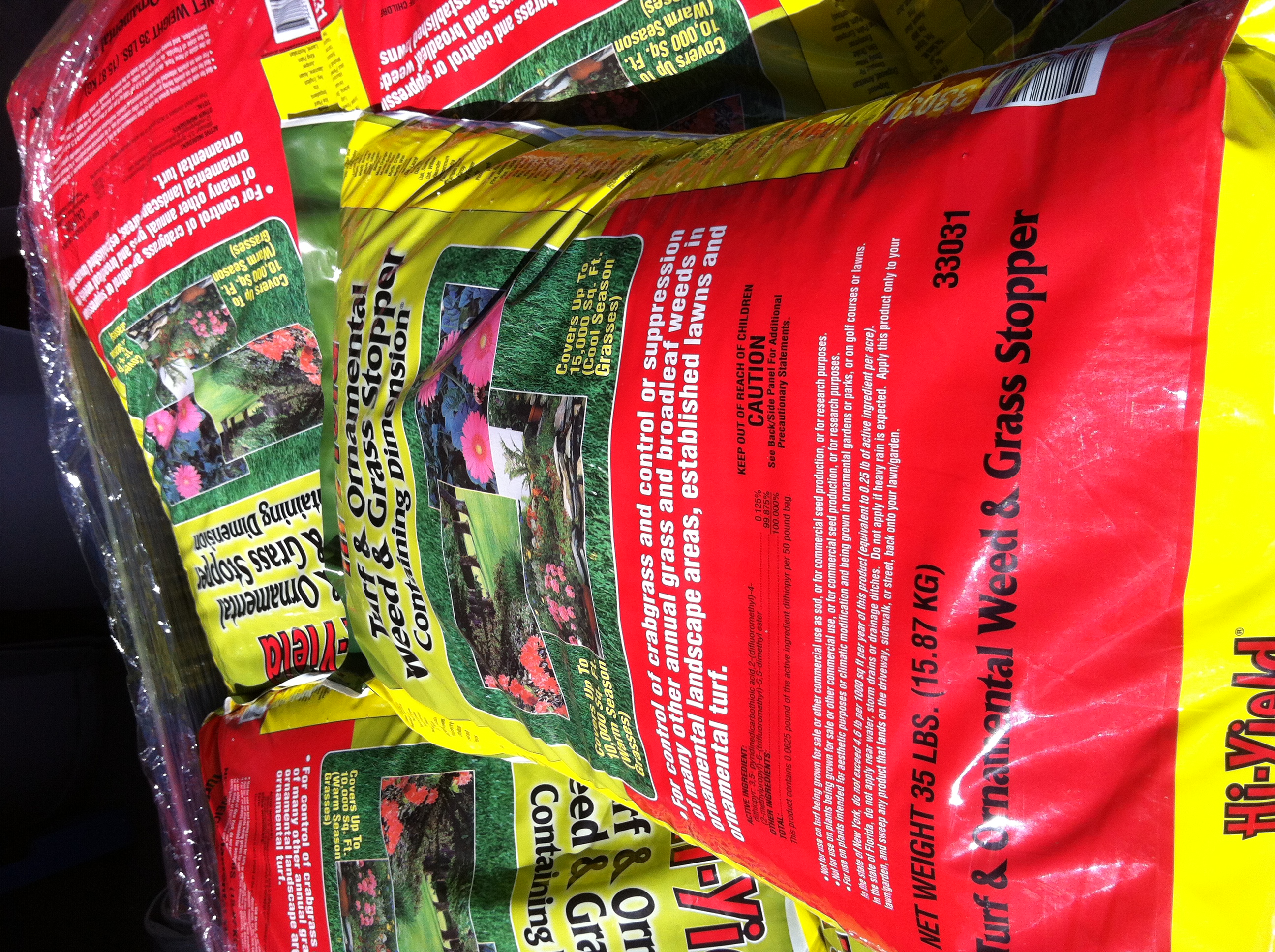 Hi Yield Weed And Feed