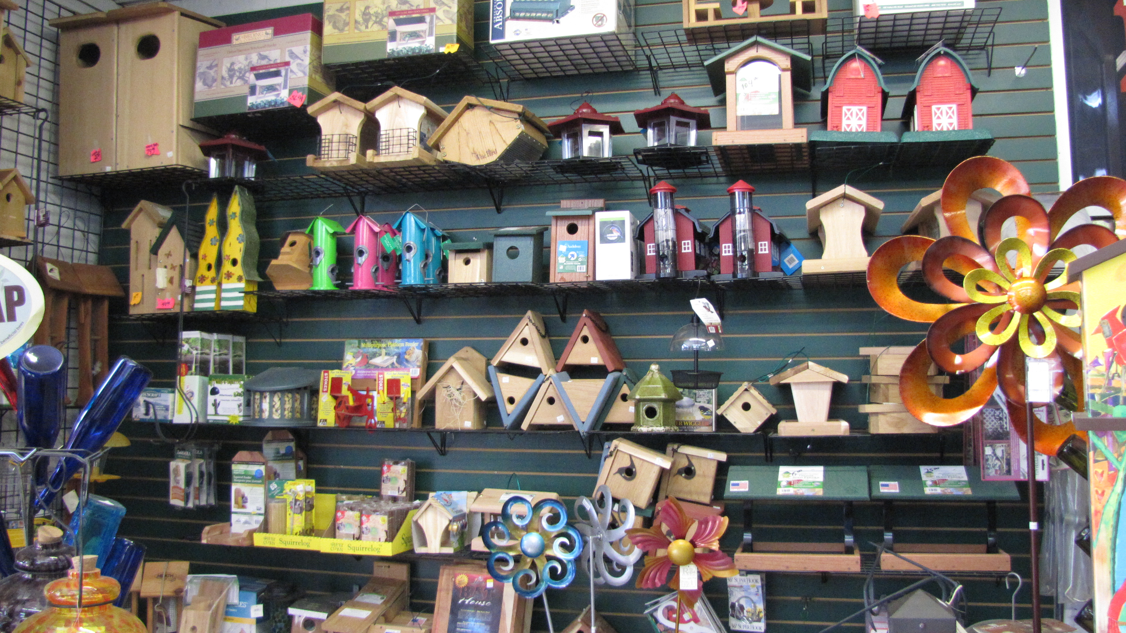 Gifts for Gardeners | Bird Feeders, Bird Houses 